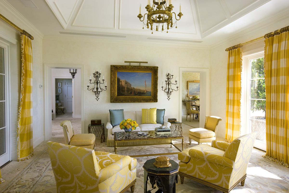 venetian waterfront residence living room B