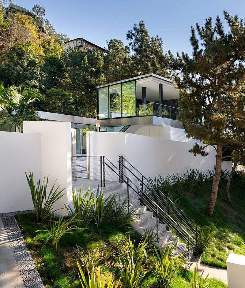 LA residence minimalist interior design front exterior