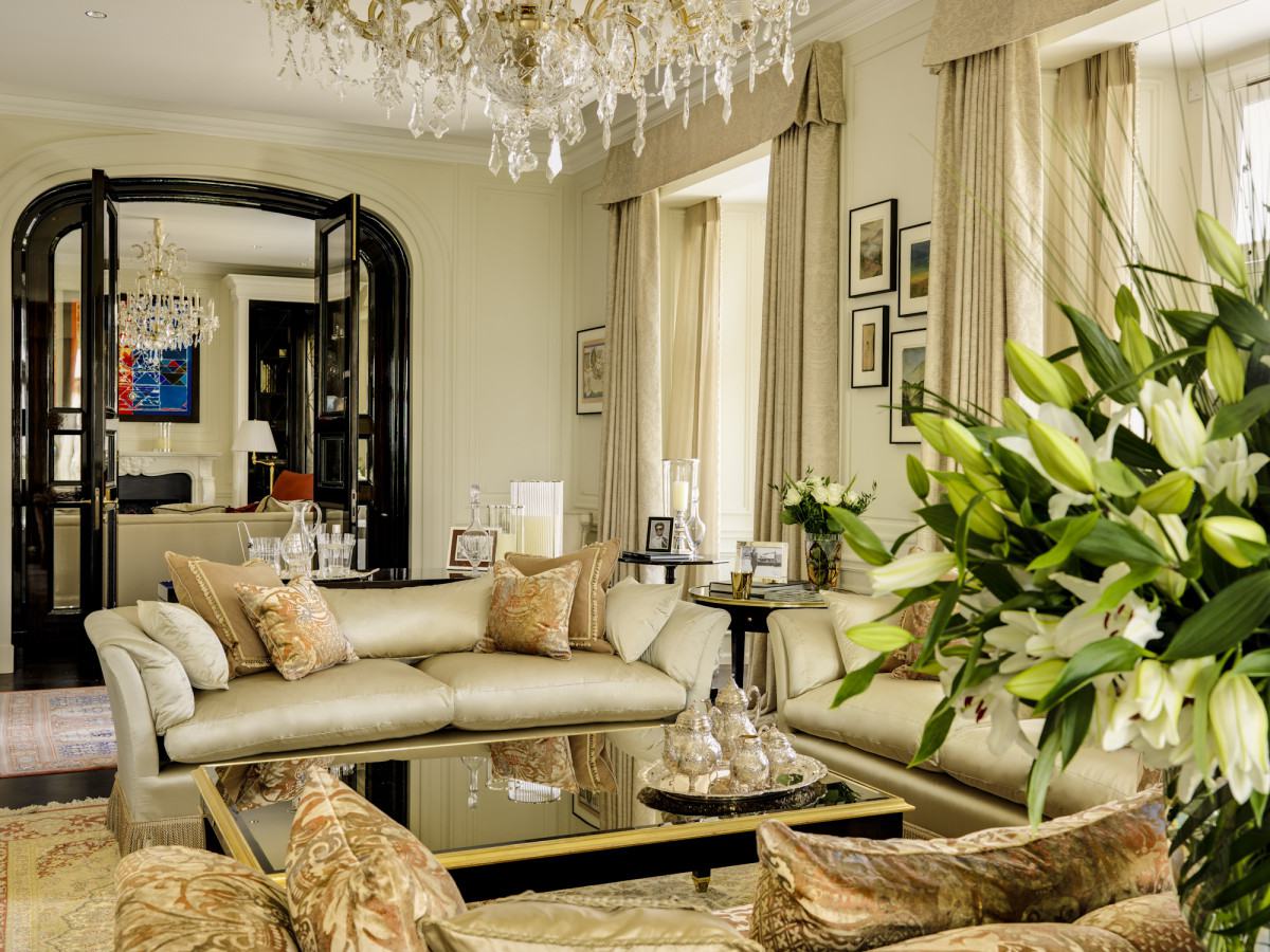 Classic Mayfair penthouse Drawing Room