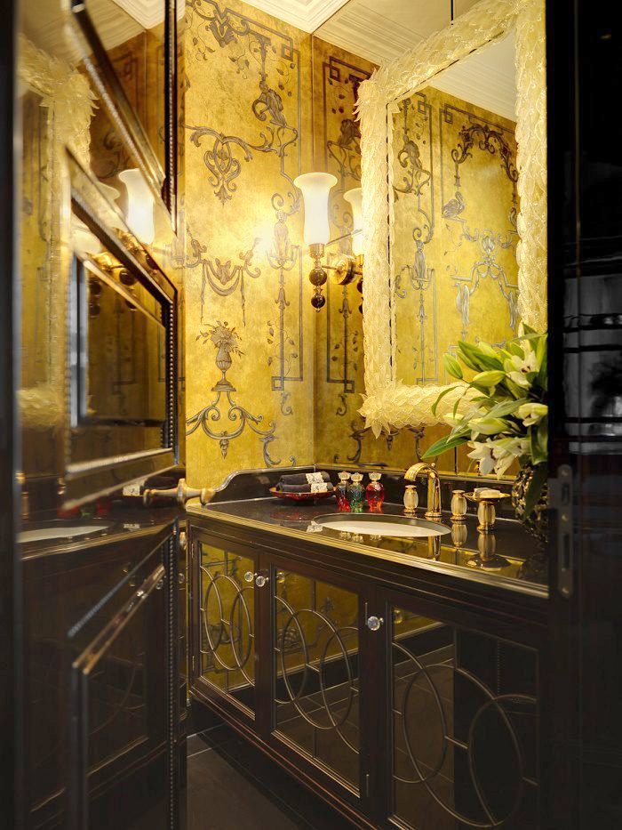 Classic Mayfair penthouse Powder Room