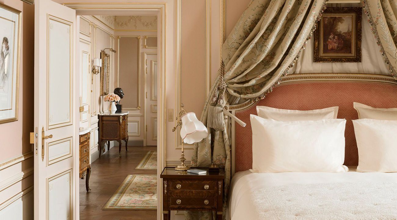 paris ritz French design suite cesar ritz bedroom
