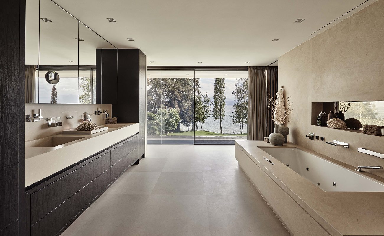 eric kuster lakeside villa master bathroom