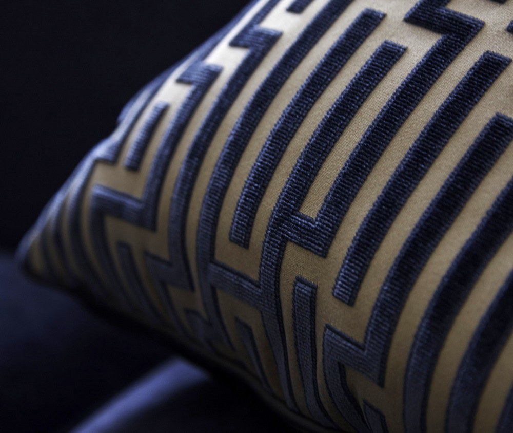 timeless interior design Boscolo pillow detail