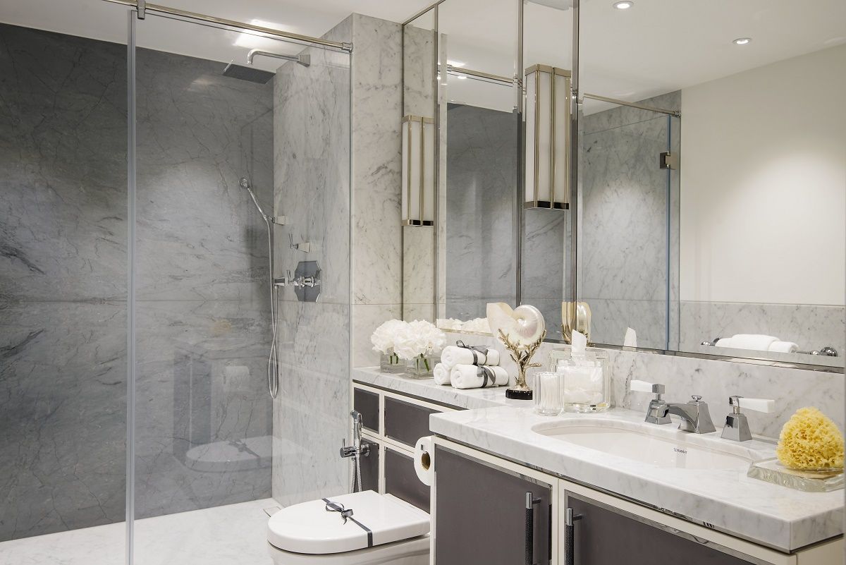 Tailored interiors by Katharine Pooley bathroom